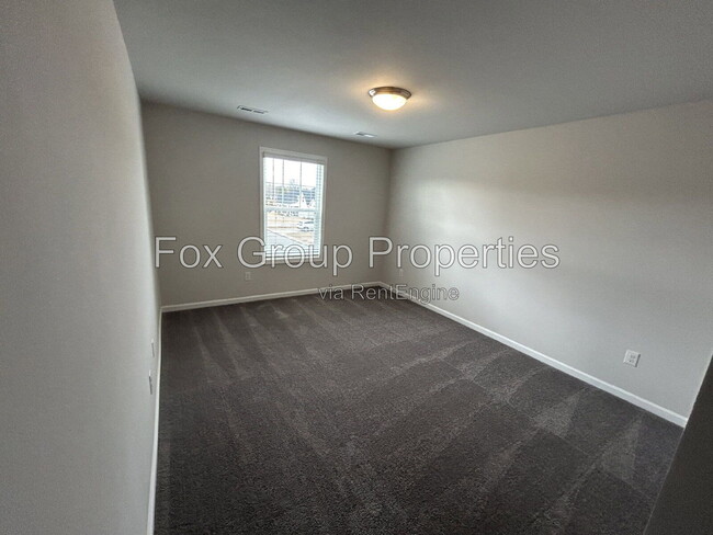 Building Photo - 8236 McCormick St