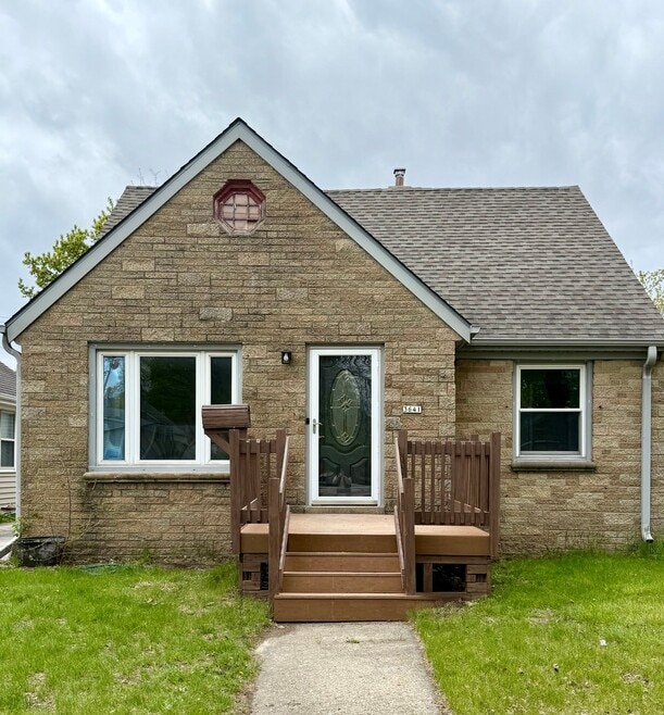 Building Photo - 3641 N 93rd St