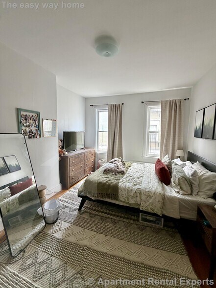 Building Photo - 21 Ellery St