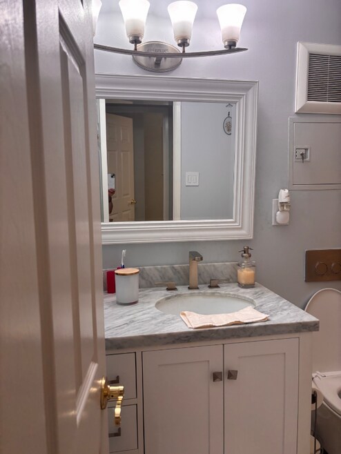 Building Photo - 701 N Rengstorff Ave