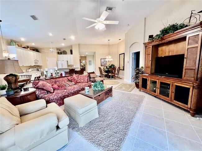 Building Photo - 3304 Sunset Key Cir
