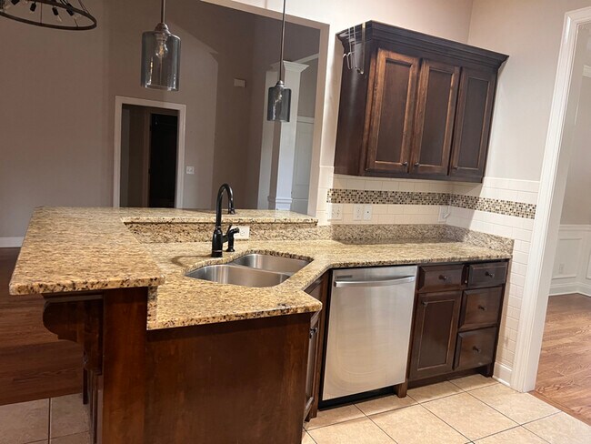 Building Photo - 5307 Endurance Ln