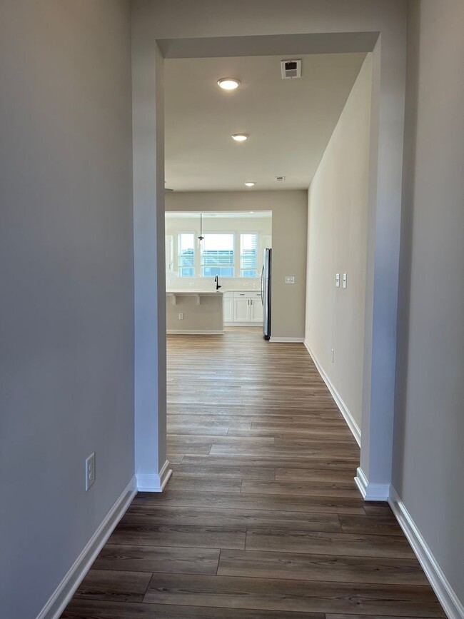 Building Photo - New Garner Townhome, Amazing Bedroom Suite...