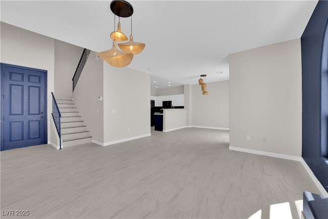 Building Photo - 8739 Villa Jeremiah Ln