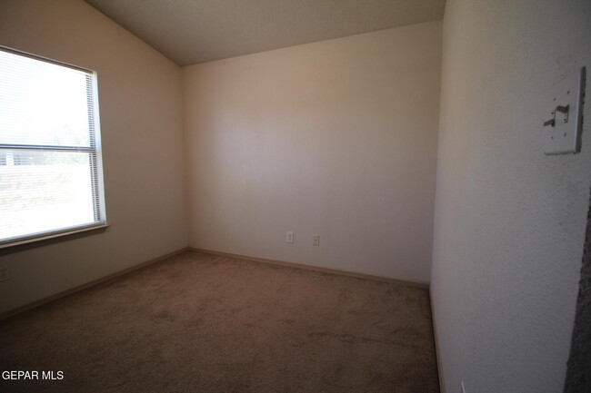 Building Photo - 14009 Robert Ituarte Dr