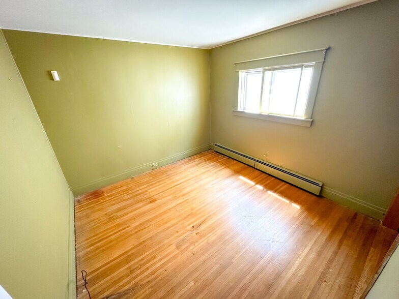 3rd Bedroom - 299 Wellington Rd