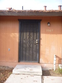 Building Photo - 2 Bedroom Apartment - Merced Coming Soon!