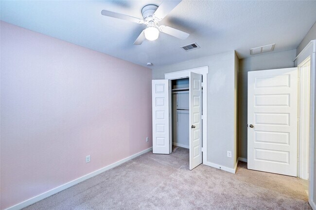 Building Photo - 31702 Casa Linda Dr