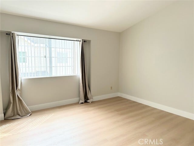 Building Photo - 2800 Plaza del Amo