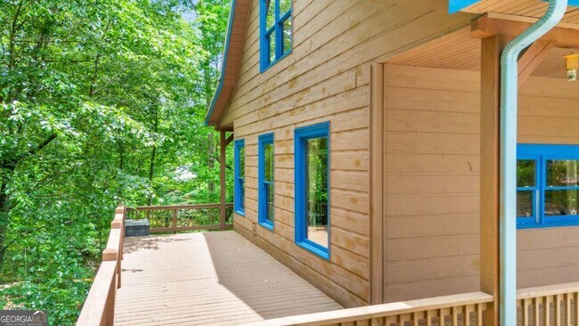 Building Photo - 417 Hickory Ridge Dr