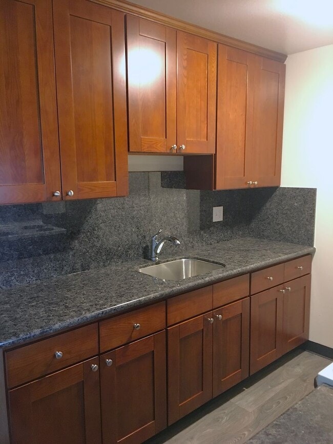 Building Photo - COMIKNG SOON-Spacious 2 Bedroom,  Freshly ...