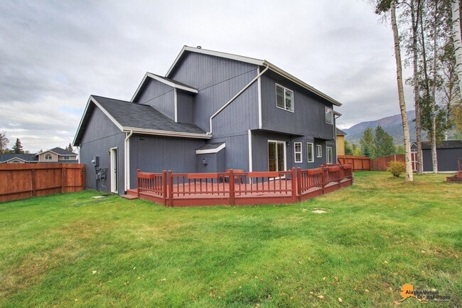 Building Photo - Exquisite Powder Ridge Home!