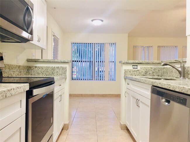 Primary Photo - 10440 SW 156th Ct