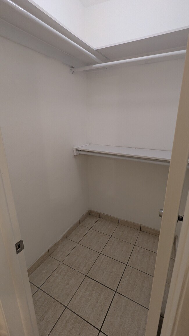 Building Photo - 235 Bird Rd