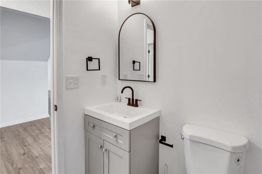 Building Photo - 6234 Culver Dr