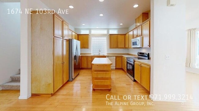 Building Photo - 1674 NE 103rd Ave