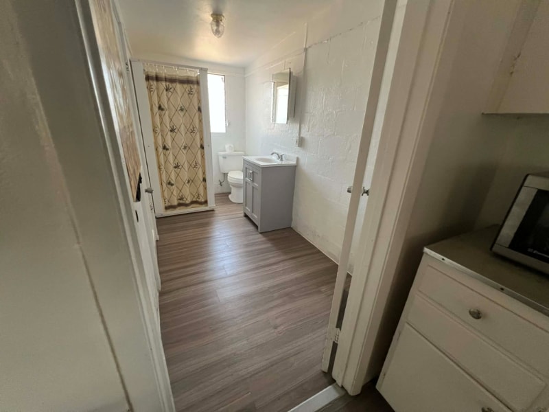 Building Photo - 1609 Granada Ave