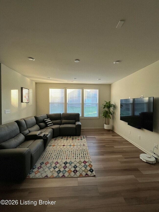 Building Photo - 2848 Hamilton Springs Dr