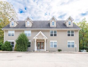 Building Photo - Beautiful 2BR/2BA Luxury Home- Free Month w/13 mo Lease!