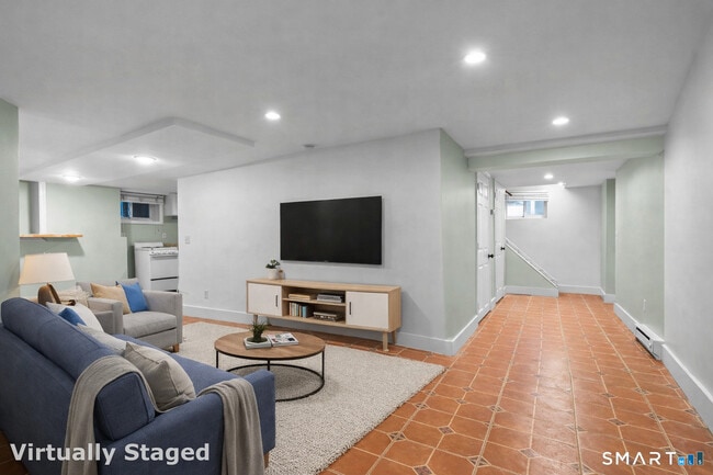 Building Photo - 48 Lockwood Ave