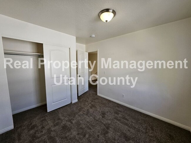 Building Photo - 491 N 1235 W