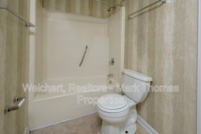 Building Photo - 13 Tarawa Terrace