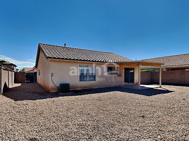 Building Photo - 10778 W Louise Dr