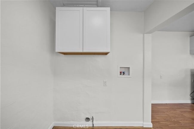 Building Photo - 2214 Rockefeller Ln