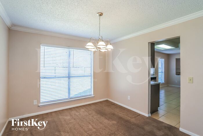 Building Photo - 5719 Forest Trails Dr