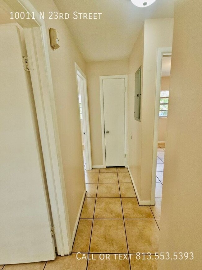 Building Photo - 10011 N 23rd St