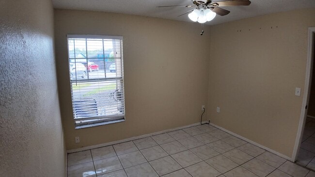 Building Photo - 3112 Enclave Ct