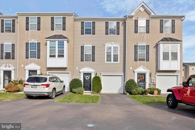 Building Photo - 113 Raven Ct