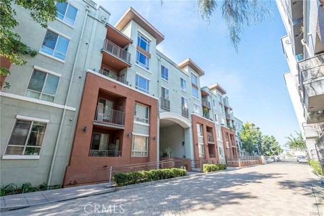 Building Photo - 100 S Alameda St