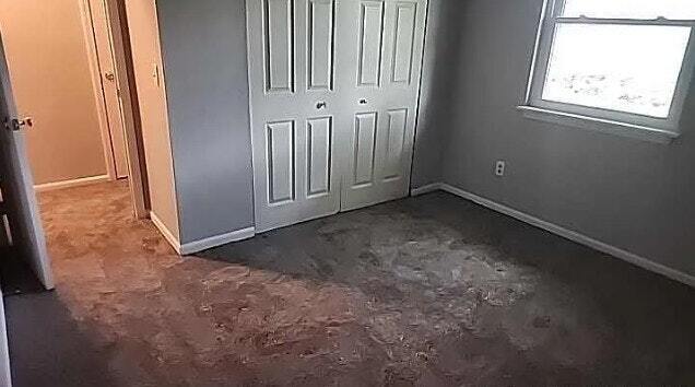 Building Photo - 2633 Northwood Dr