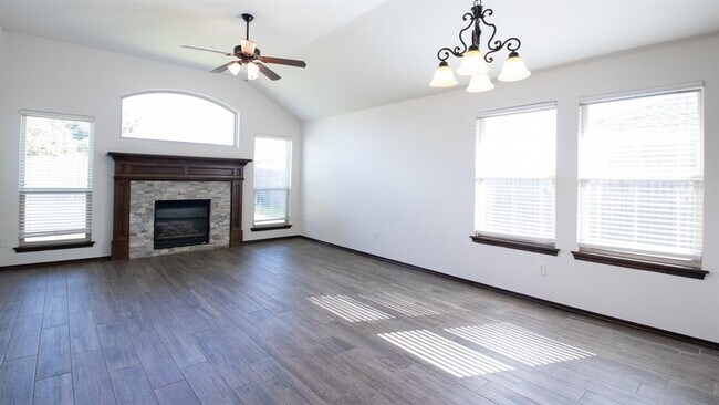 Building Photo - 13049 SW 5th St