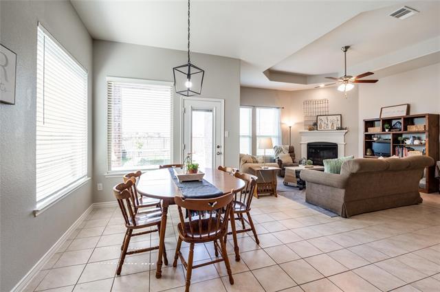 Building Photo - 516 Cowboy Wy