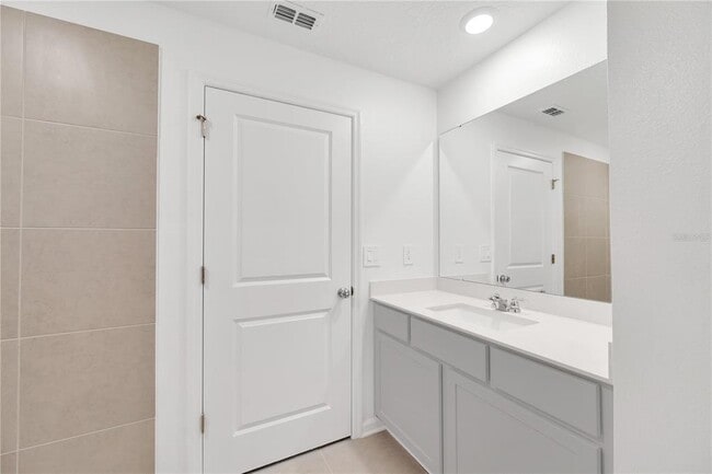 Building Photo - 3460 Chinotto Dr