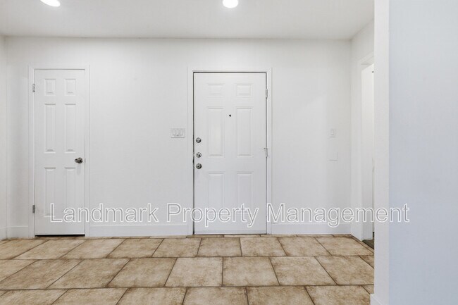 Building Photo - 4349 Altamesa Blvd