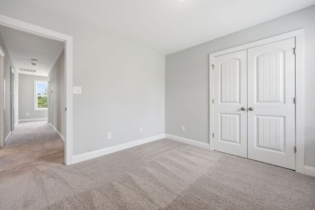Building Photo - Like new single family home in Cameron, NC!