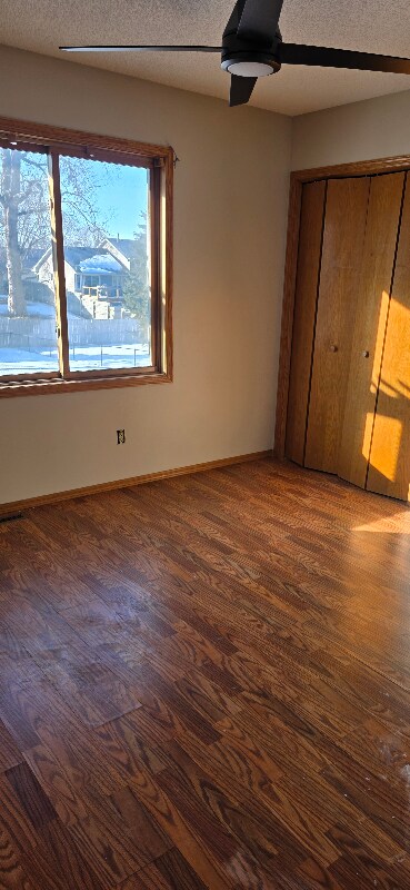 Building Photo - 9231 Queens Garden N