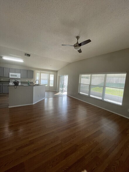 Building Photo - 554 Lake Cypress Cir