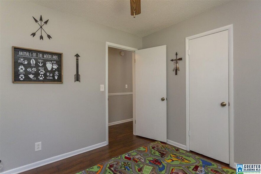 Building Photo - 707 Truss Ferry Rd