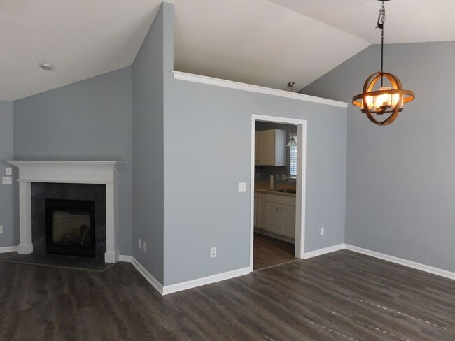 Building Photo - 205 Sellhorn Blvd