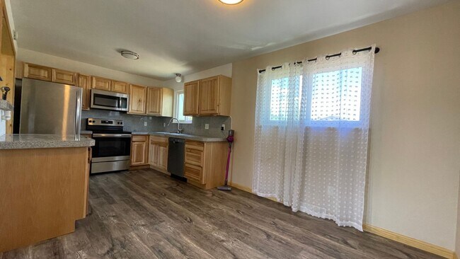 Building Photo - Great House In Fort Collins. Close to CSU