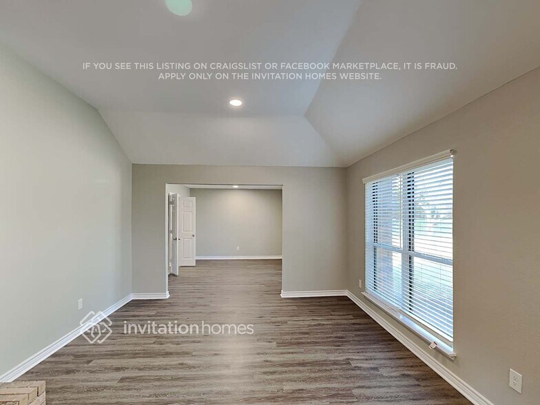 Building Photo - 1038 Fairview Ct