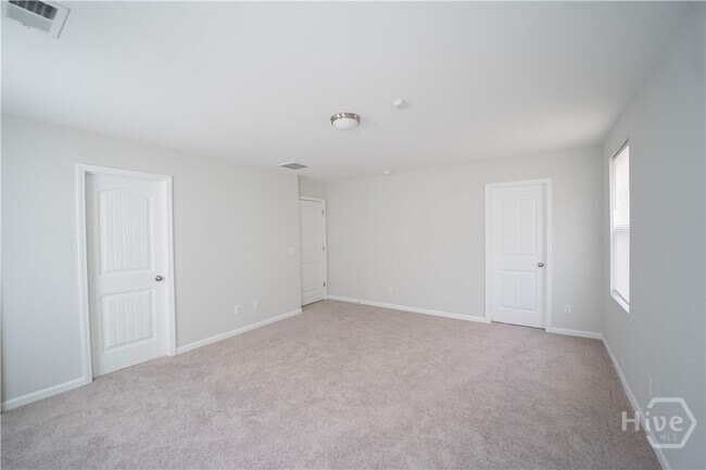 Building Photo - 45 Flagler Dr