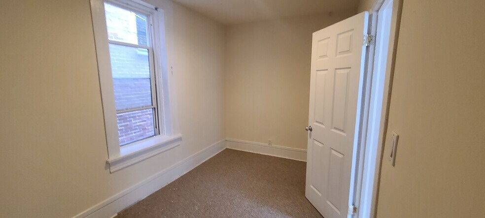 Bedroom 2 - 3363 S Lowe Ave