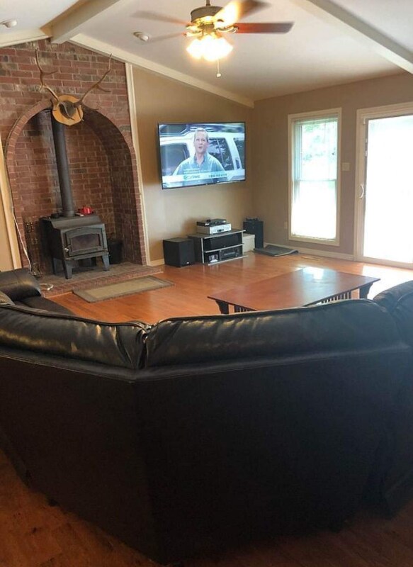 Building Photo - 11 Henry Ct