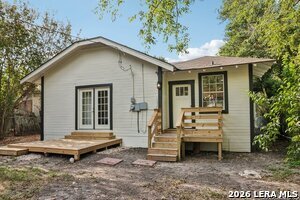 Building Photo - 1119 W Huisache Ave