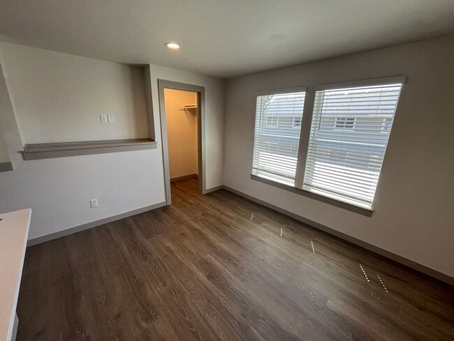 Building Photo - 1 Bed/1 Bath ADU on Bend's Eastside - Cessna Drive